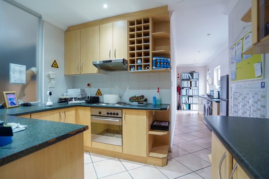 3 Bedroom Property for Sale in Parklands Western Cape